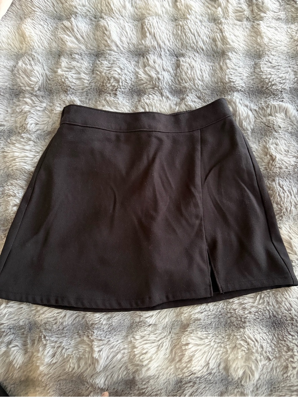 Hollister black high rise skirt with front slit
